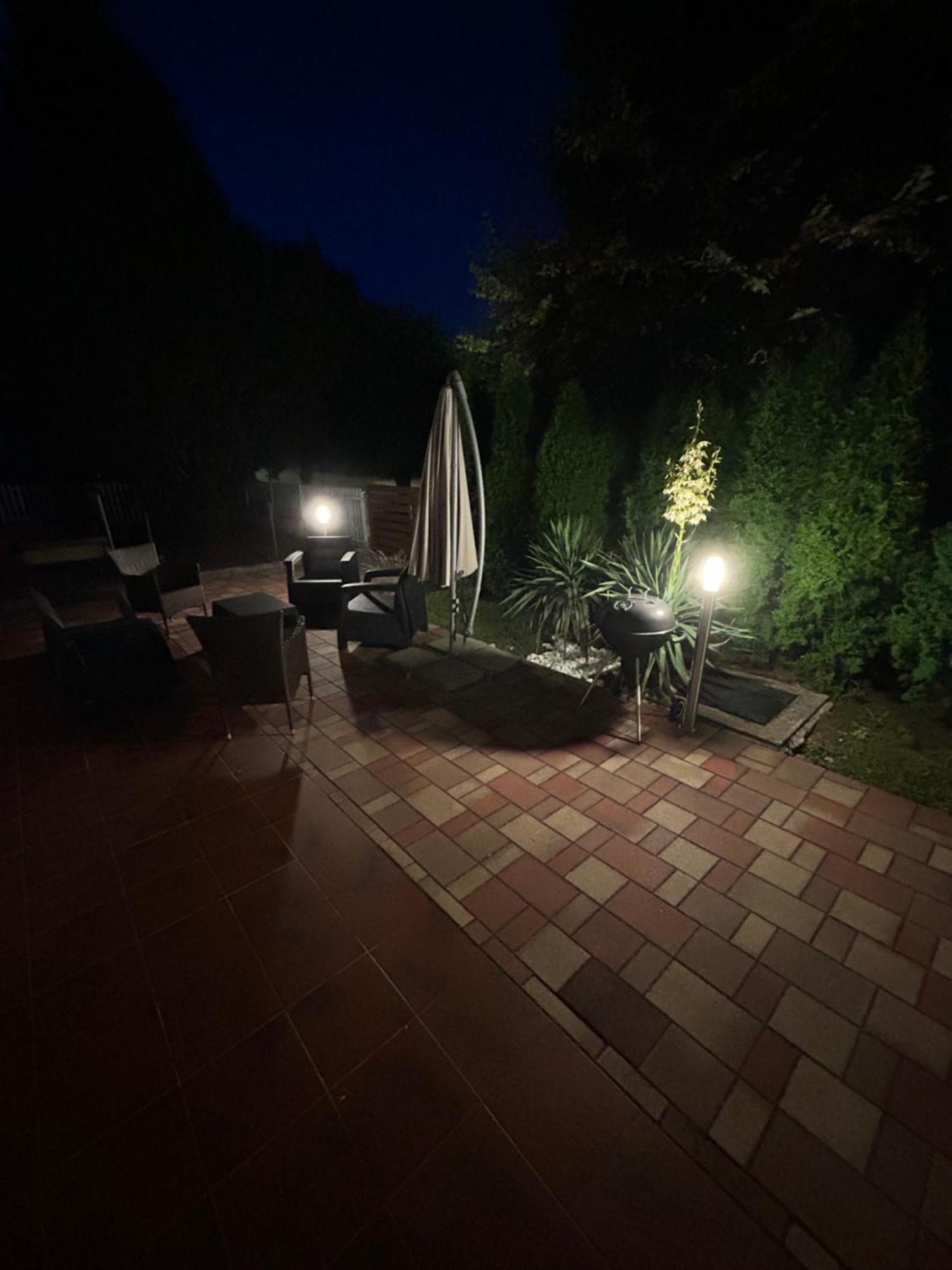 Vila Babzsi Nyaralo Vonyarcvashegy Exteriér fotografie